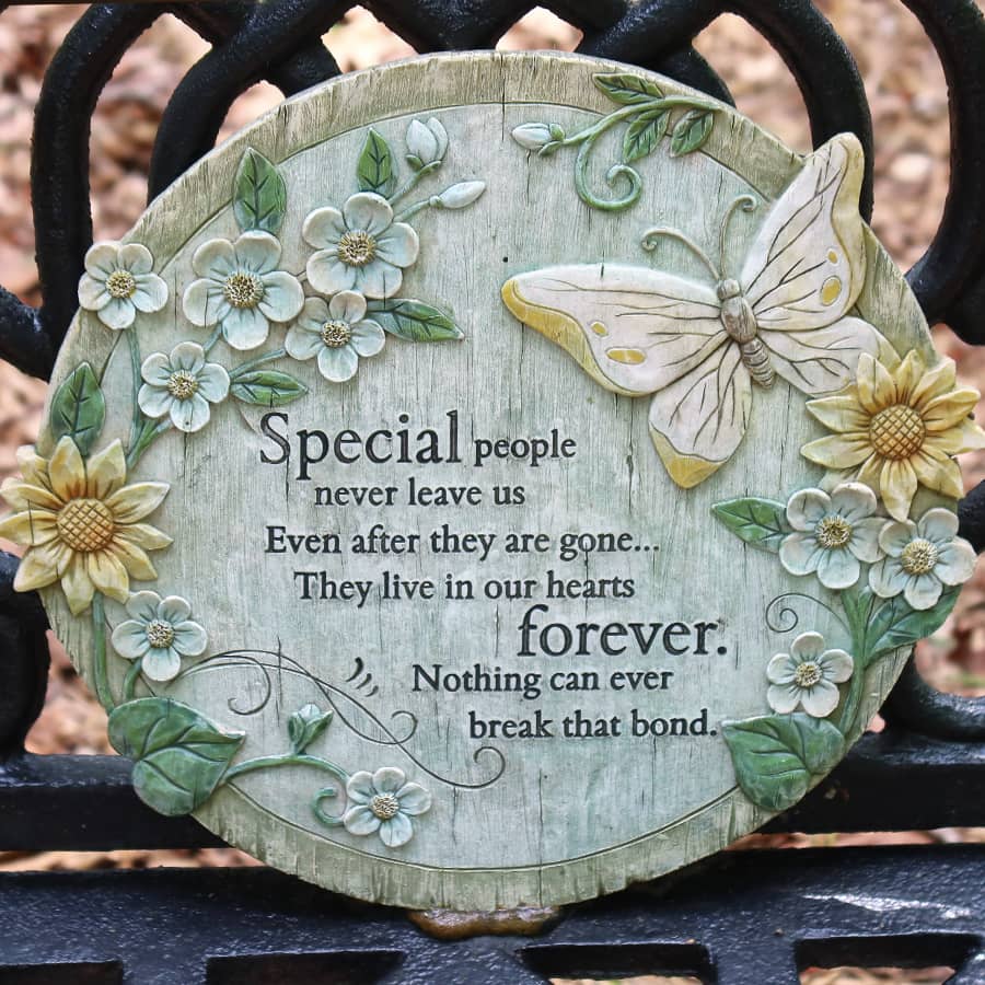 Мемориальная доска